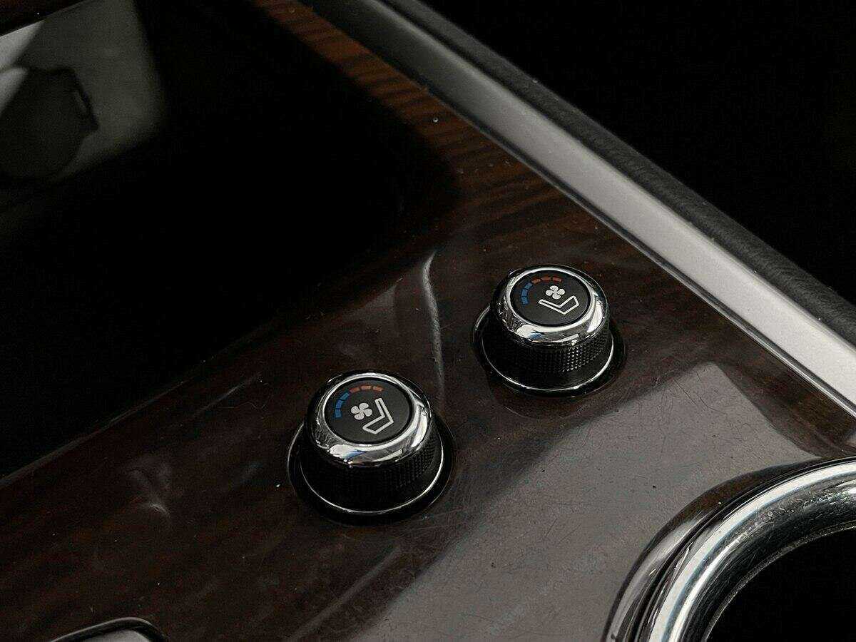 Nissan Pathfinder, 2015 - Фото №10