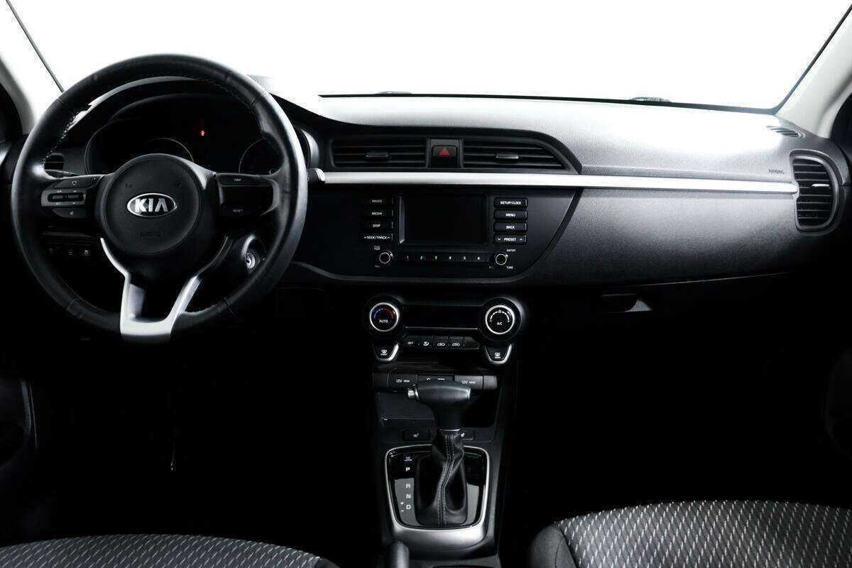 Kia Rio X-Line, 2018 - Фото №10