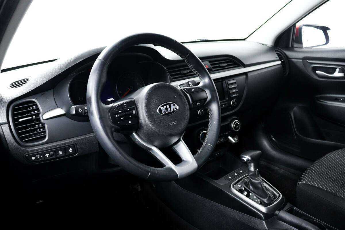 Kia Rio X-Line, 2018 - Фото №12