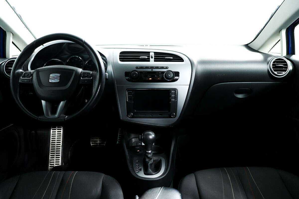 SEAT Leon, 2012 - Фото №10