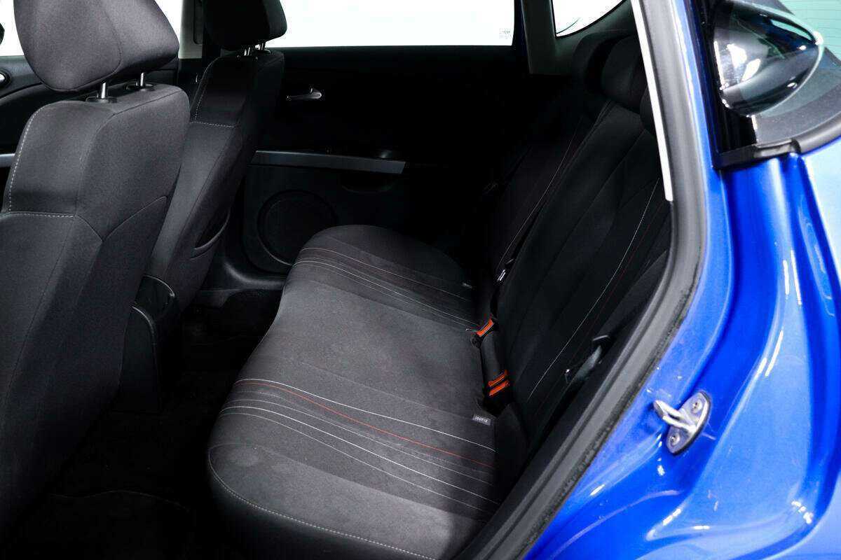 SEAT Leon, 2012 - Фото №11