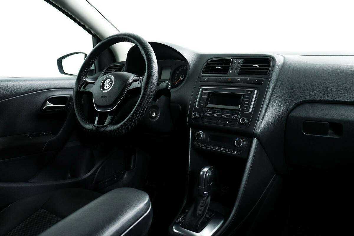 Volkswagen Polo, 2016 - Фото №8