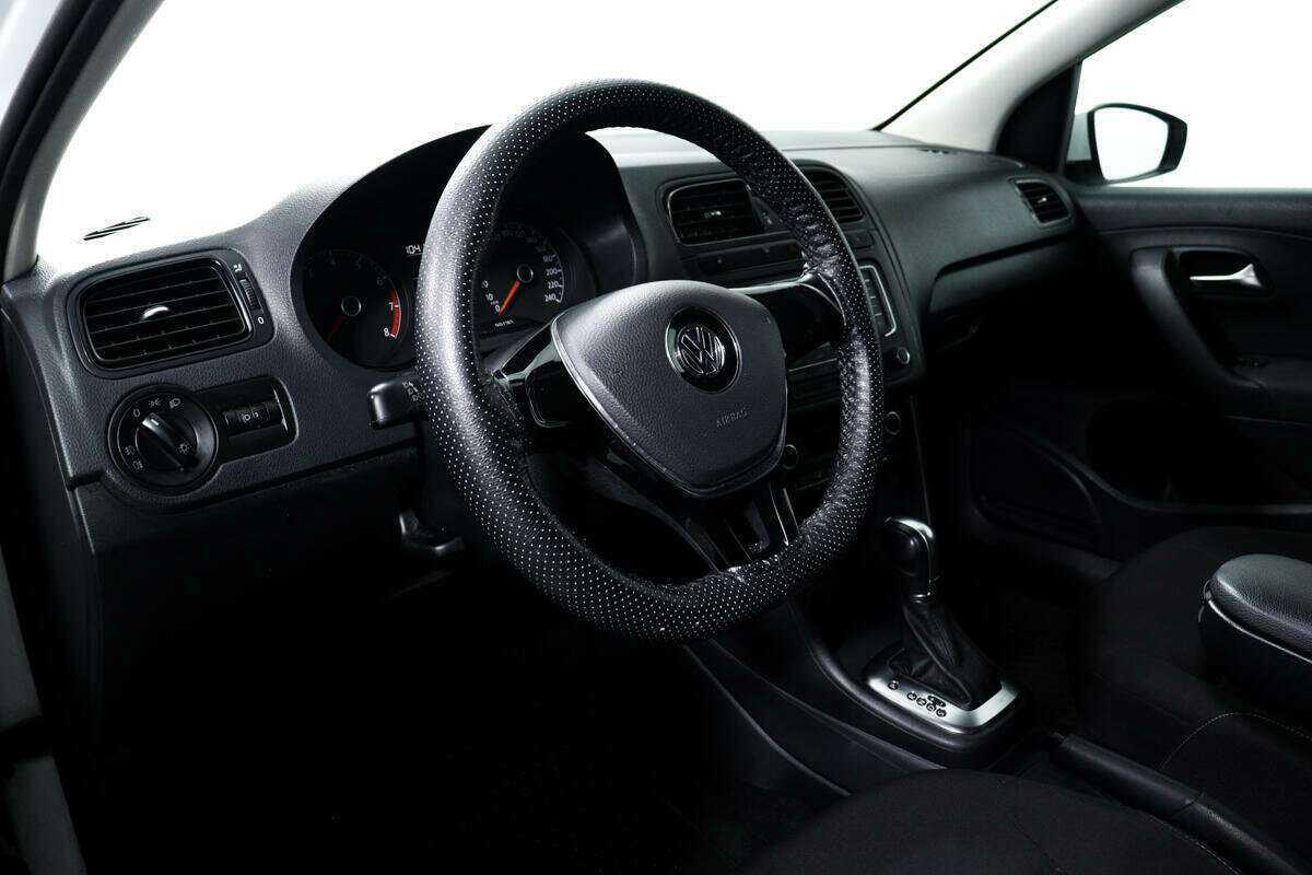 Volkswagen Polo, 2016 - Фото №12