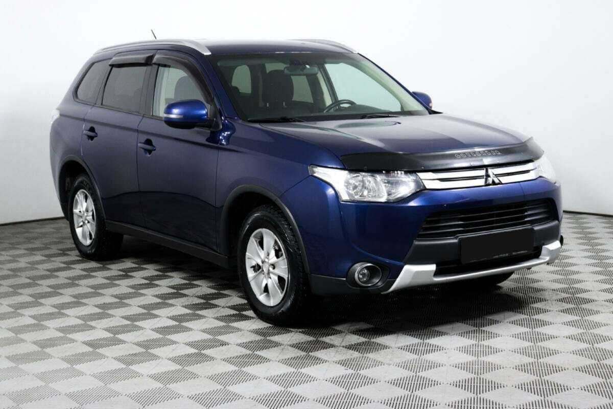 Mitsubishi Outlander, 2014 - Фото №2