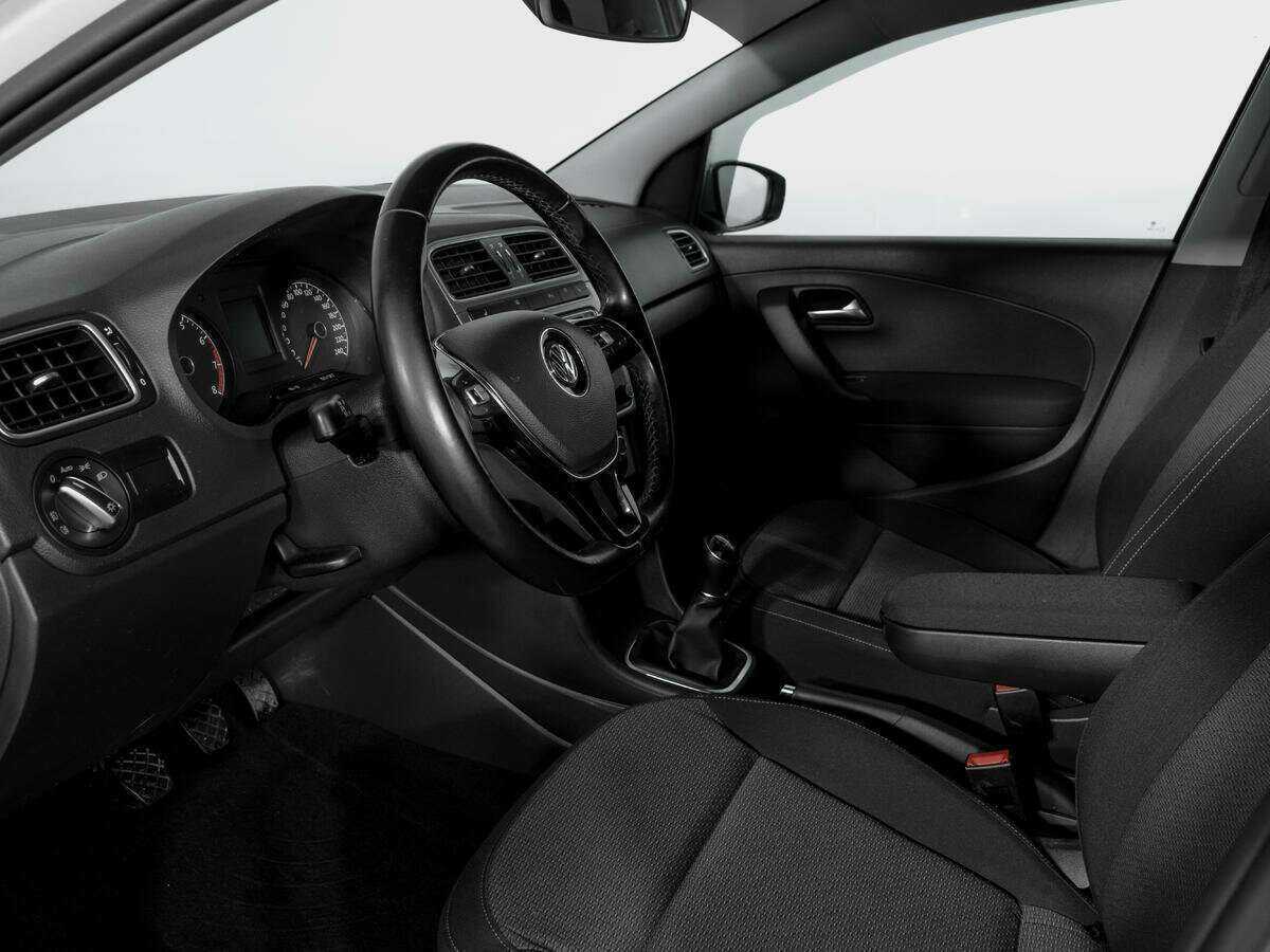 Volkswagen Polo, 2018 - Фото №12