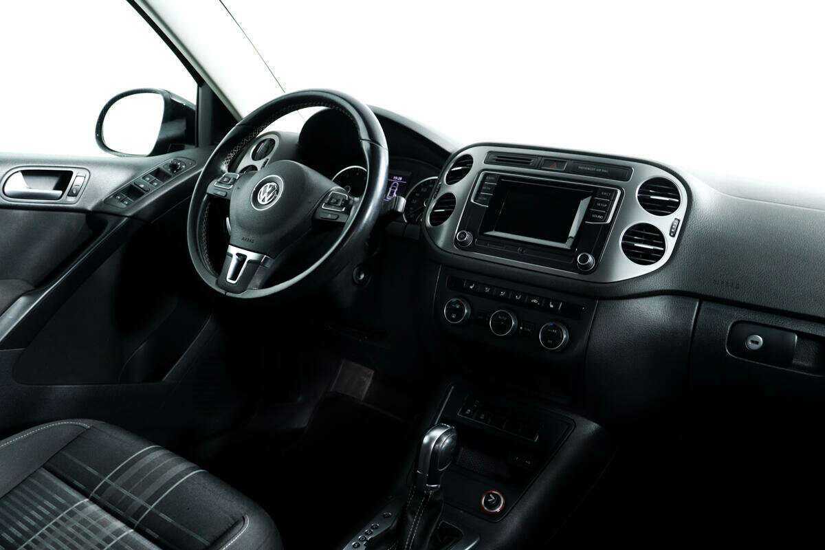 Volkswagen Tiguan, 2016 - Фото №8