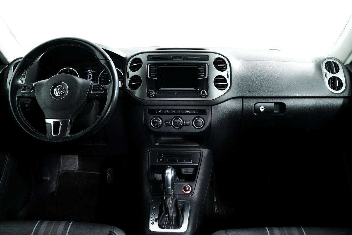 Volkswagen Tiguan, 2016 - Фото №10