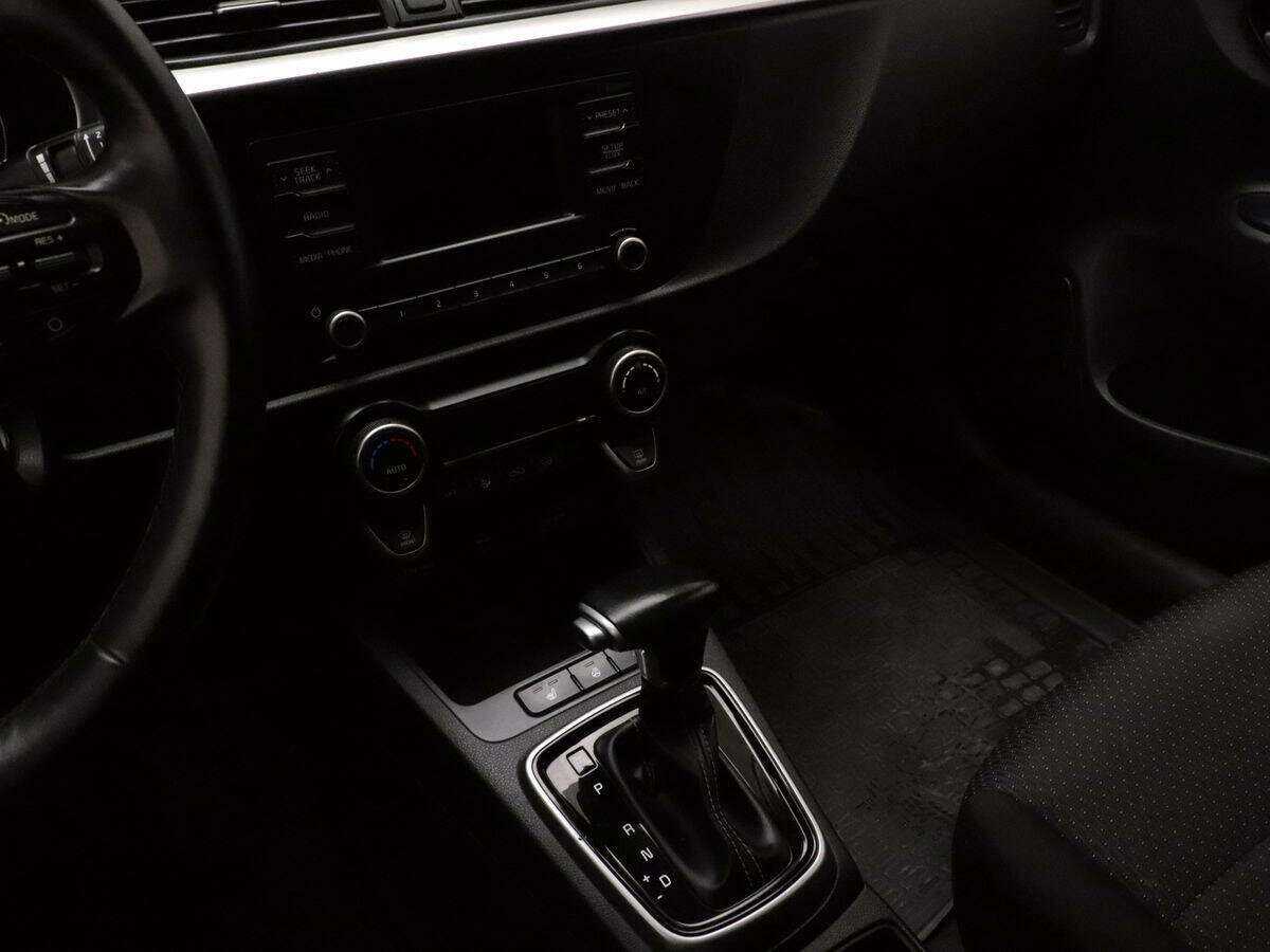 Kia Rio, 2020 - Фото №13