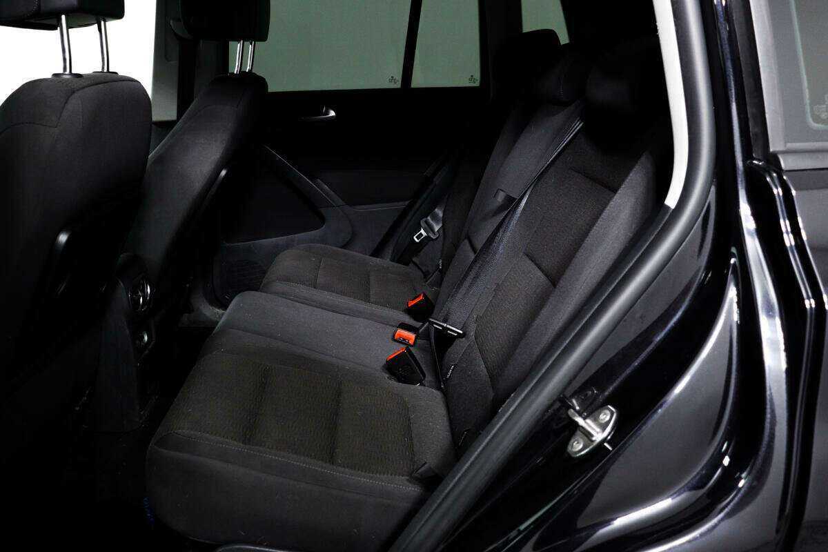Volkswagen Tiguan, 2013 - Фото №11
