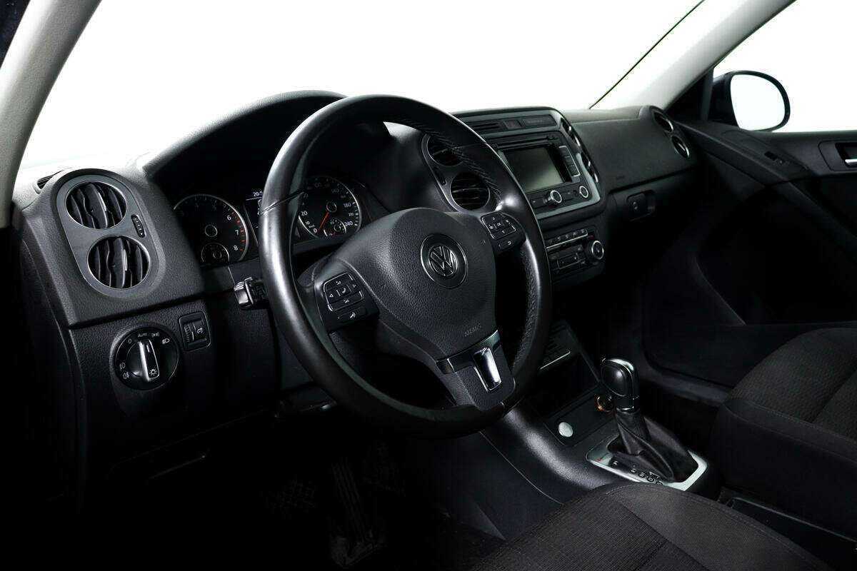 Volkswagen Tiguan, 2013 - Фото №12