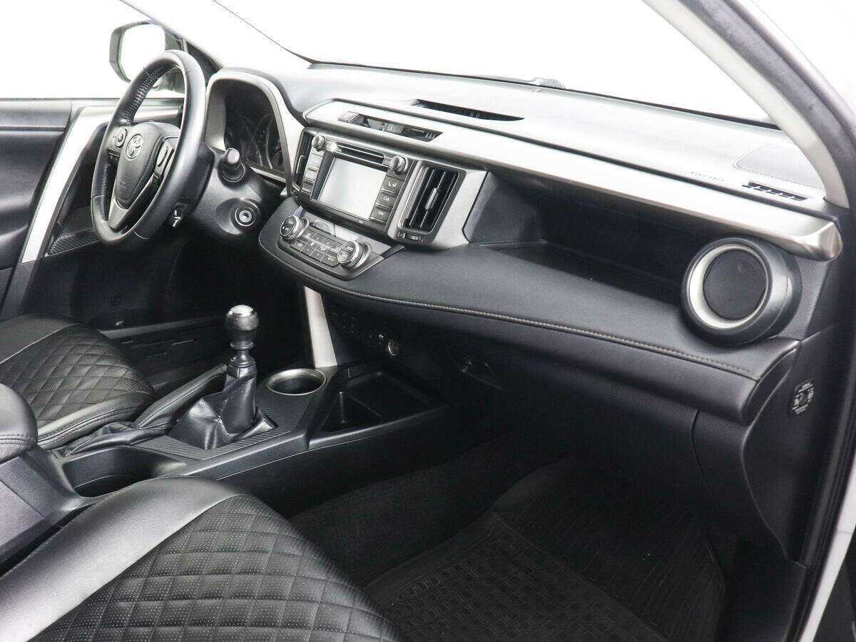 Toyota RAV4, 2014 - Фото №9