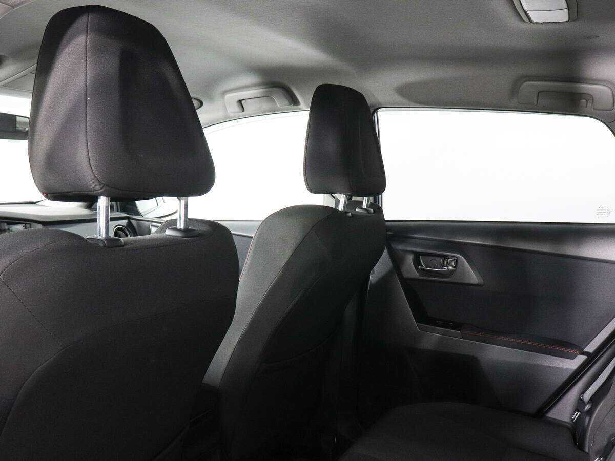 Toyota Auris, 2013 - Фото №11