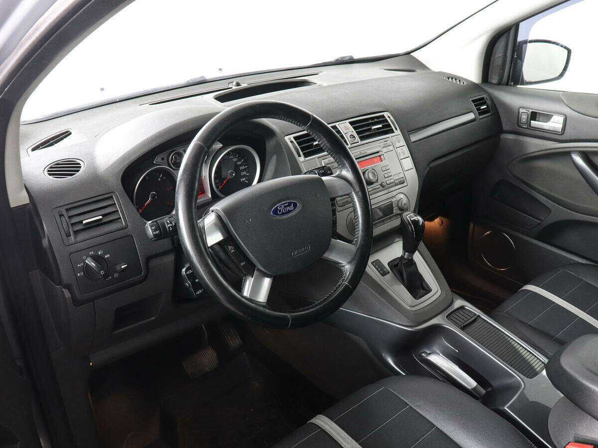 Ford Kuga, 2012 - Фото №7