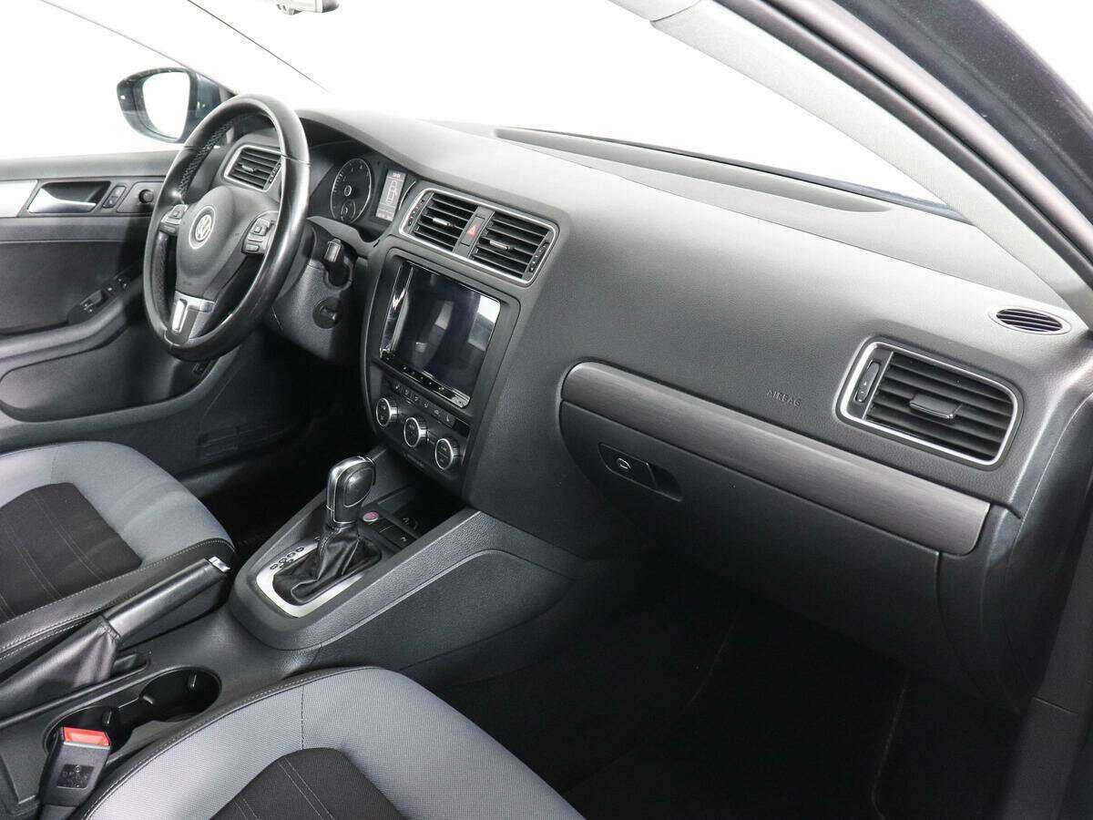 Volkswagen Jetta, 2013 - Фото №8