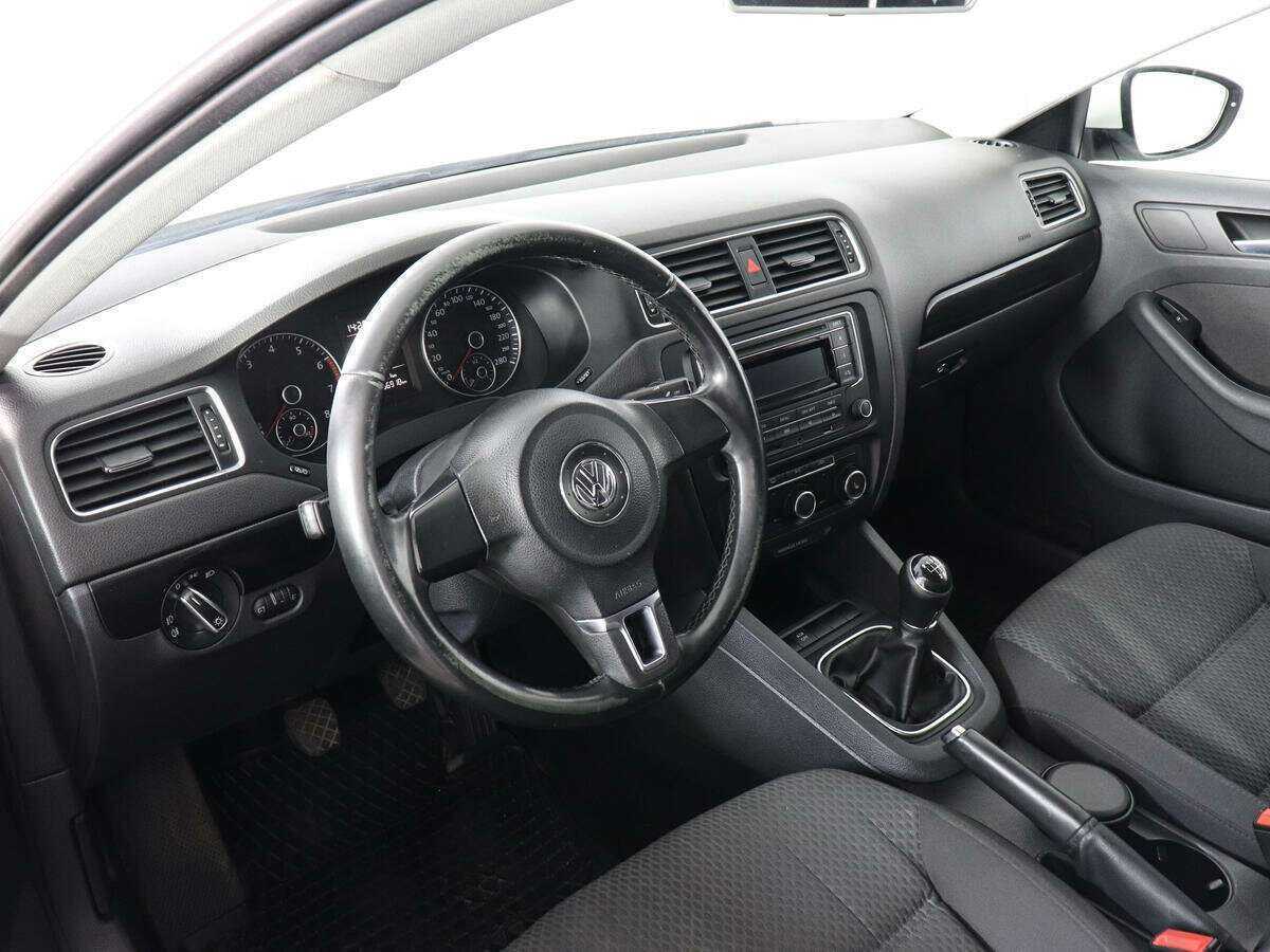Volkswagen Jetta, 2013 - Фото №8