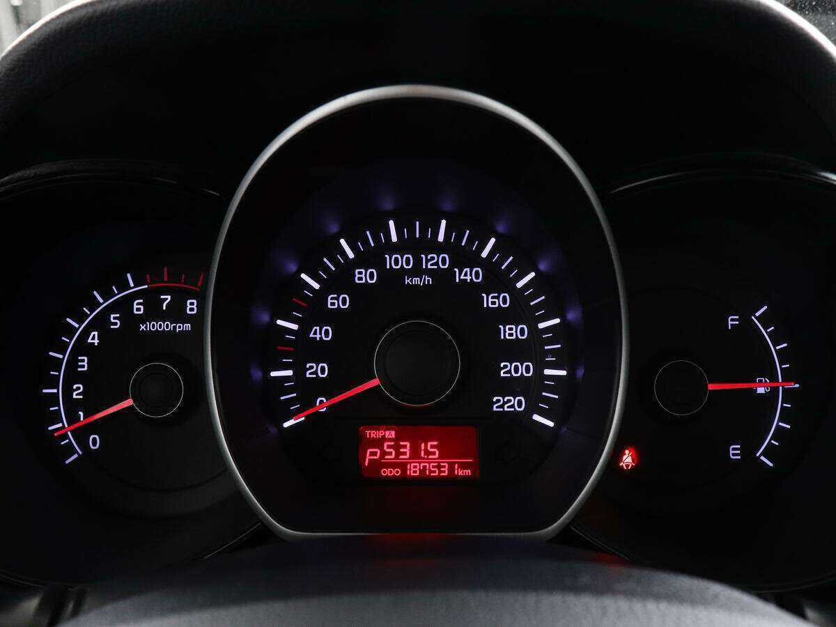 Kia Rio 6-speed, 2014 - Фото №10