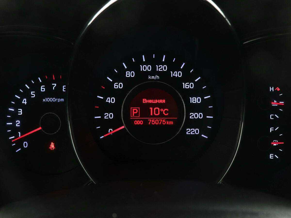 Kia Rio 6-speed, 2014 - Фото №10