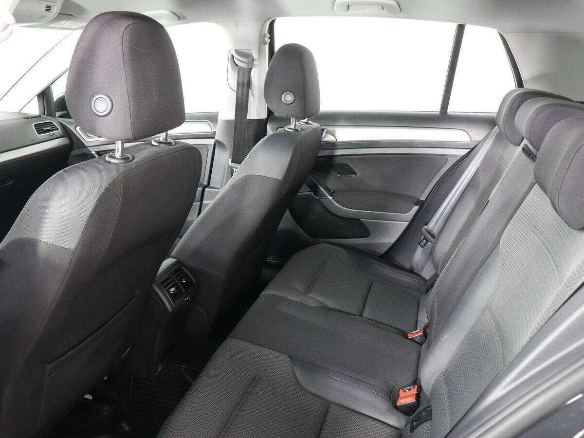 Volkswagen Golf, 2016 - Фото №11