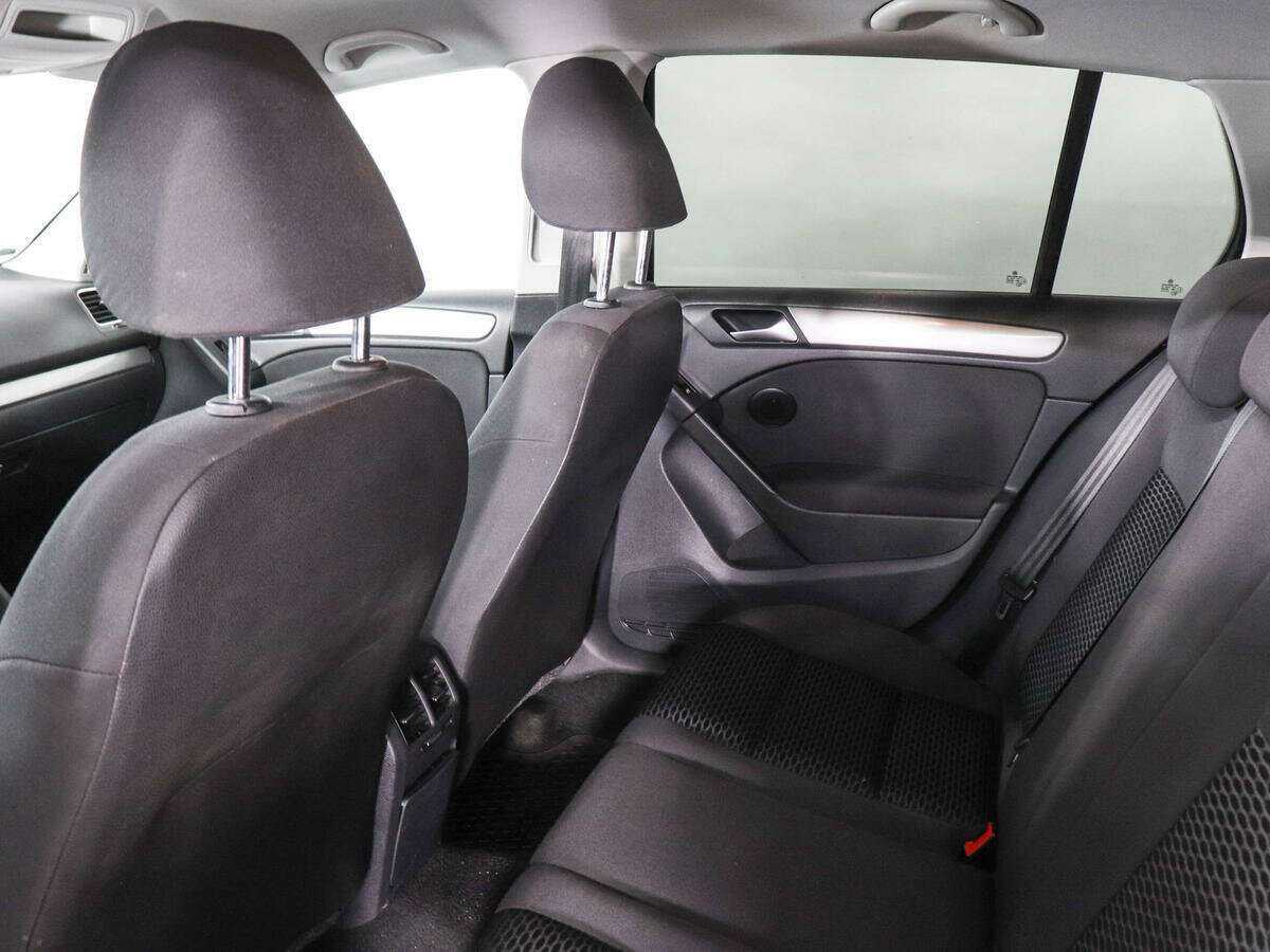 Volkswagen Golf, 2012 - Фото №7