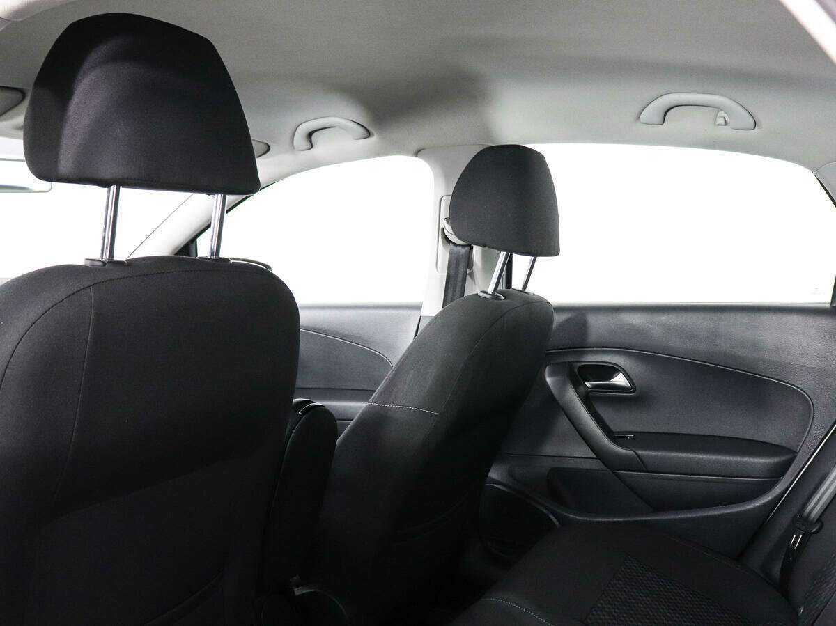 Volkswagen Polo, 2016 - Фото №11