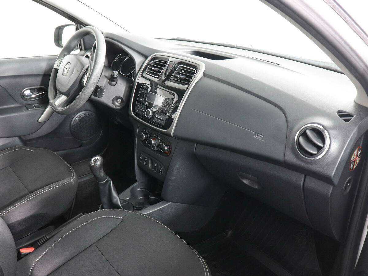 Renault Logan, 2018 - Фото №5