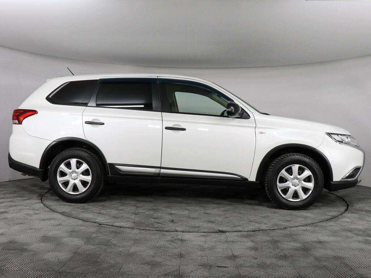 Mitsubishi Outlander, 2015 - Фото №3