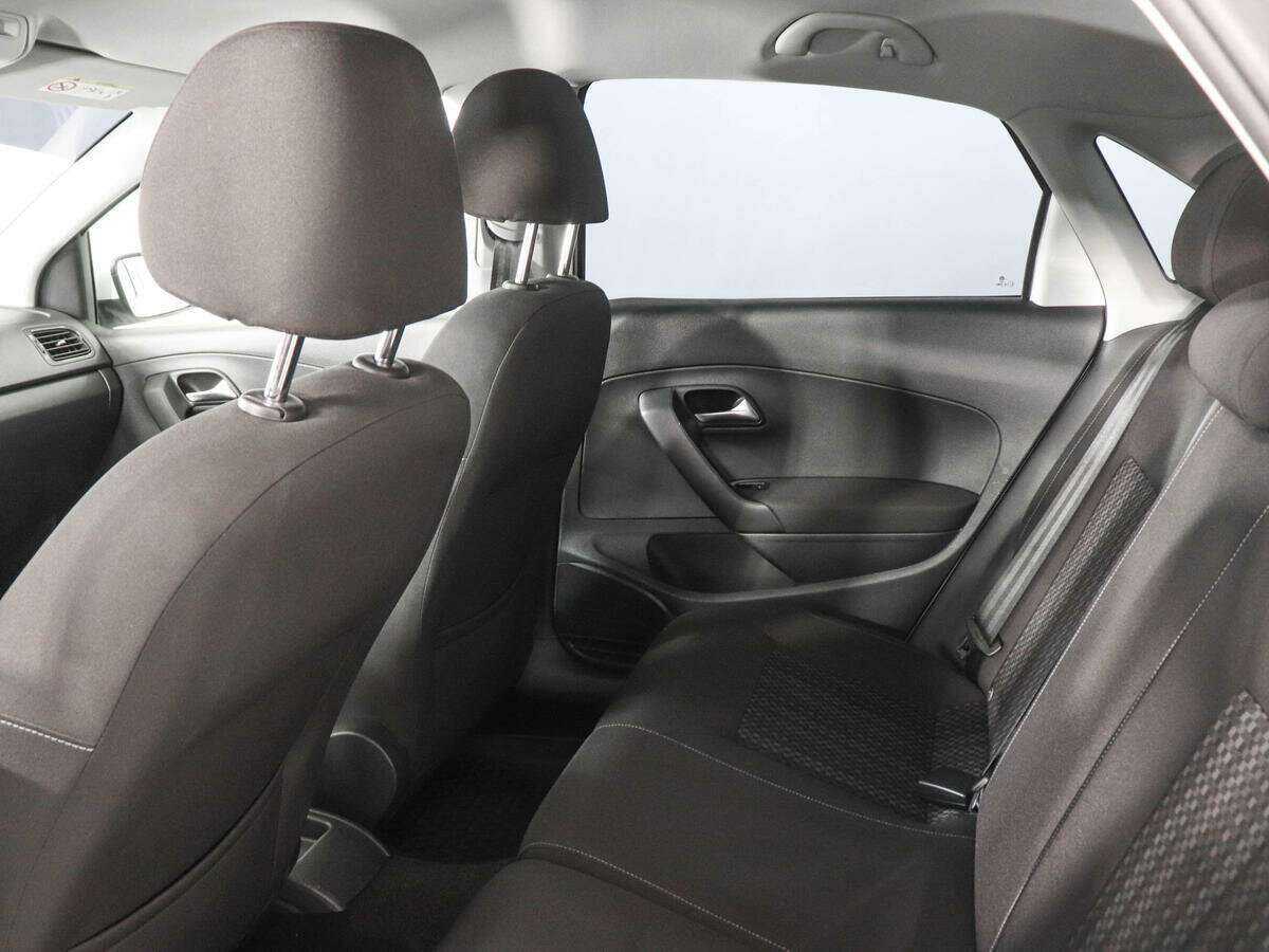 Volkswagen Polo, 2018 - Фото №11