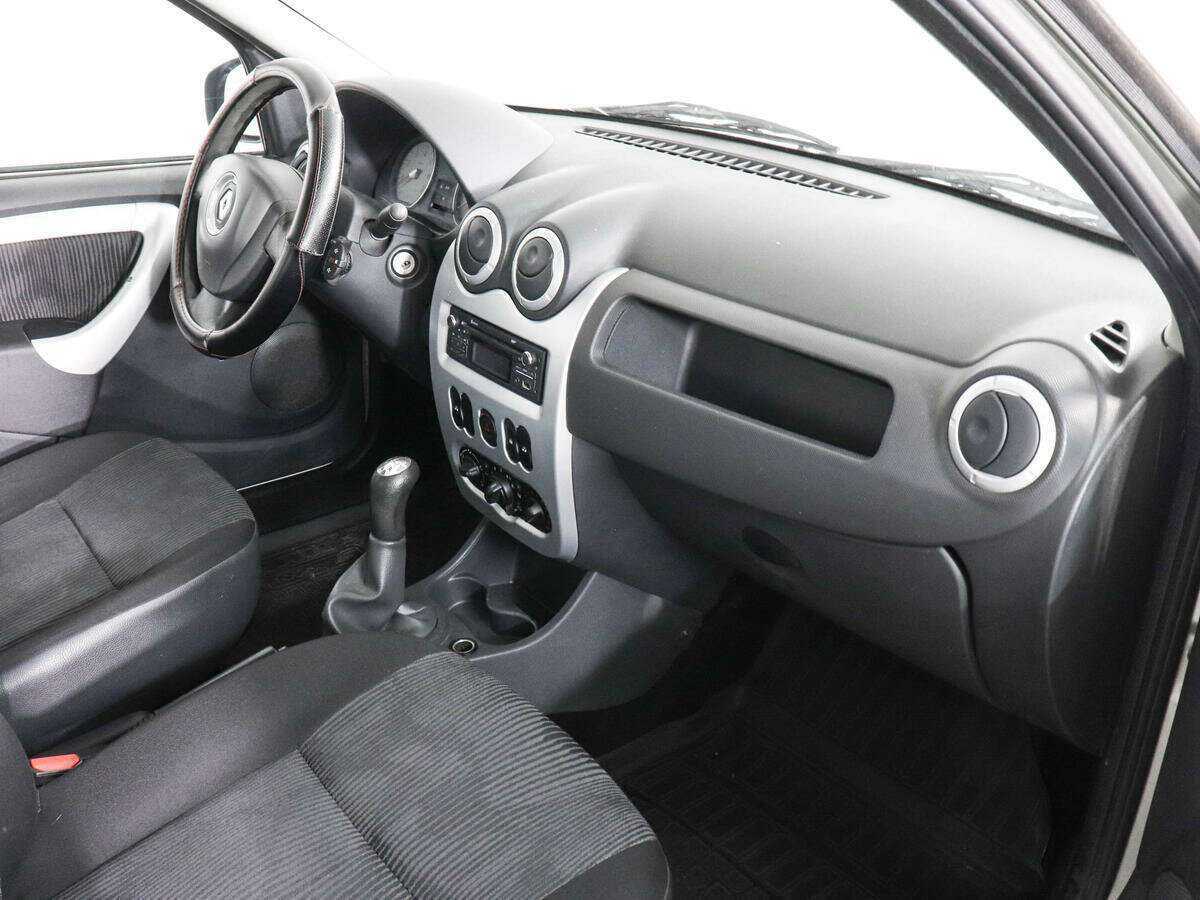 Renault Logan, 2012 - Фото №9