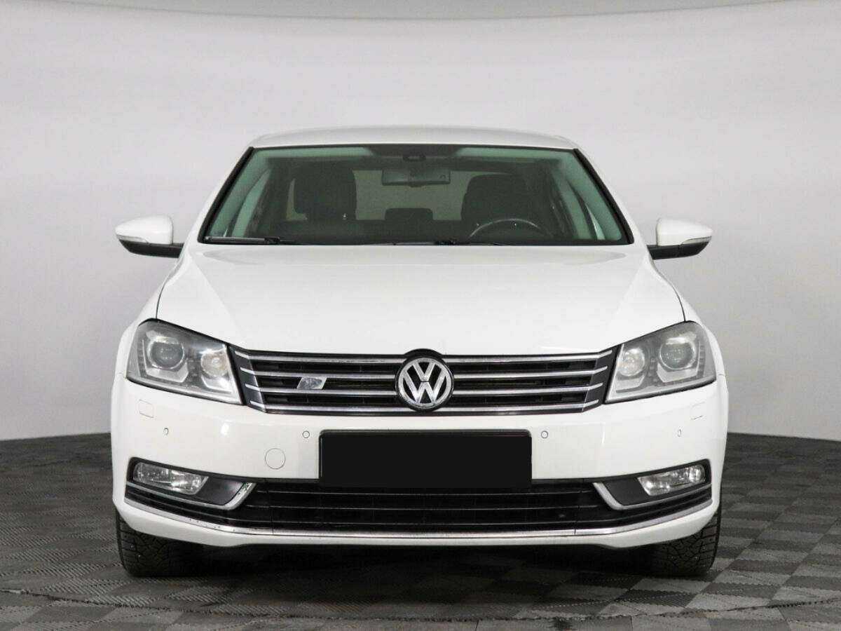 Volkswagen Passat, 2013 - Фото №1