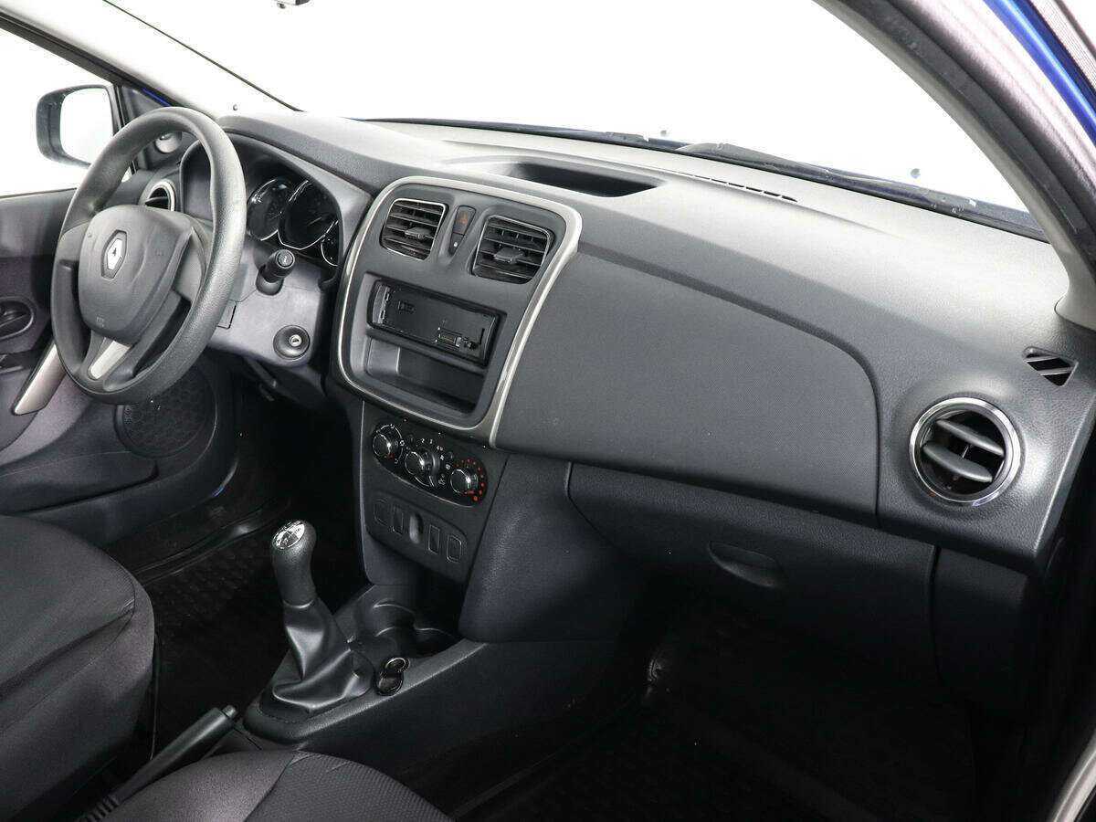 Renault Logan, 2017 - Фото №9