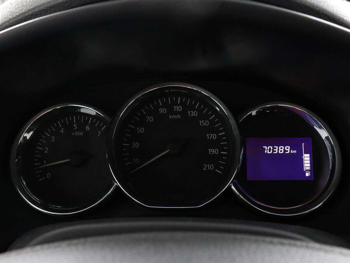 Renault Logan, 2017 - Фото №10