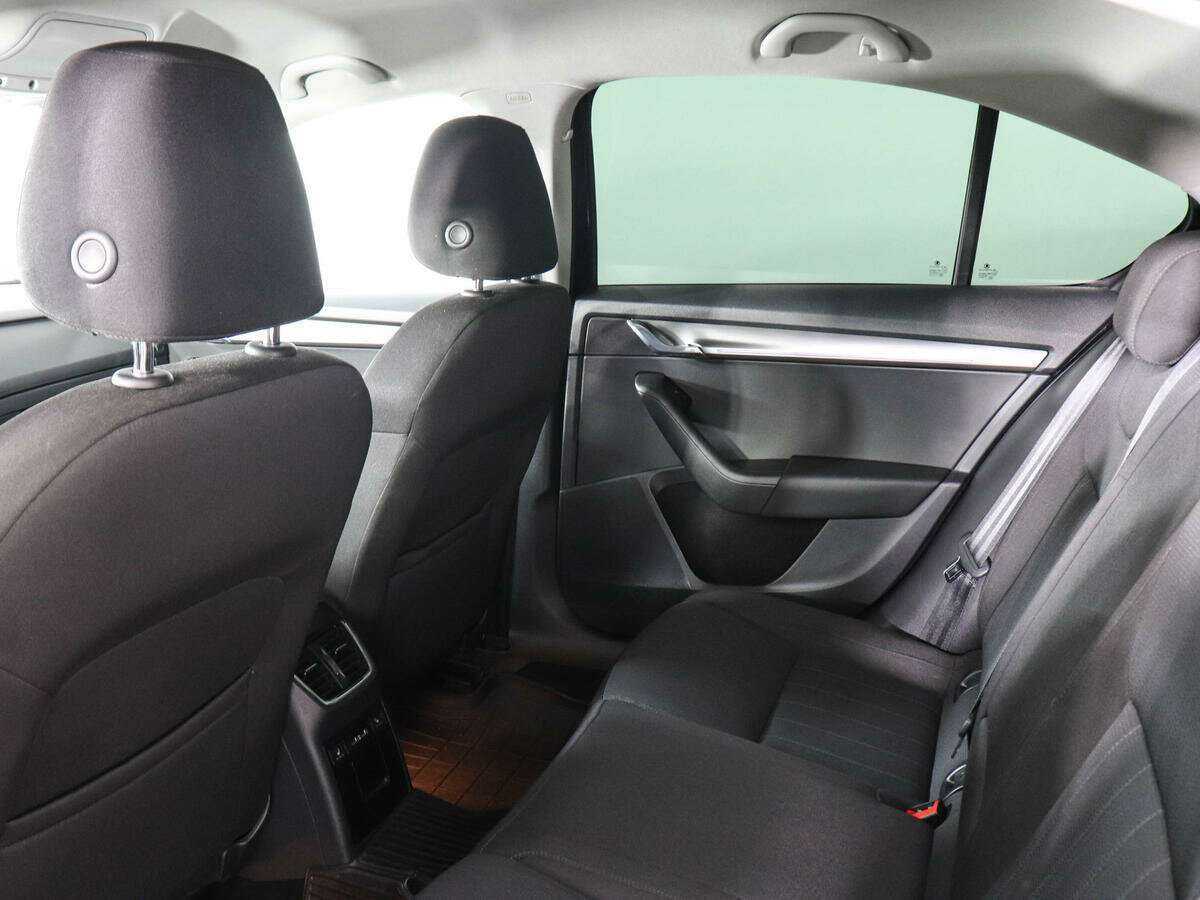 Skoda Octavia, 2018 - Фото №10