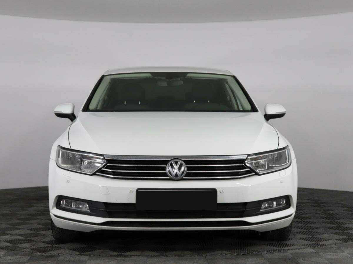 Volkswagen Passat, 2016 - Фото №1