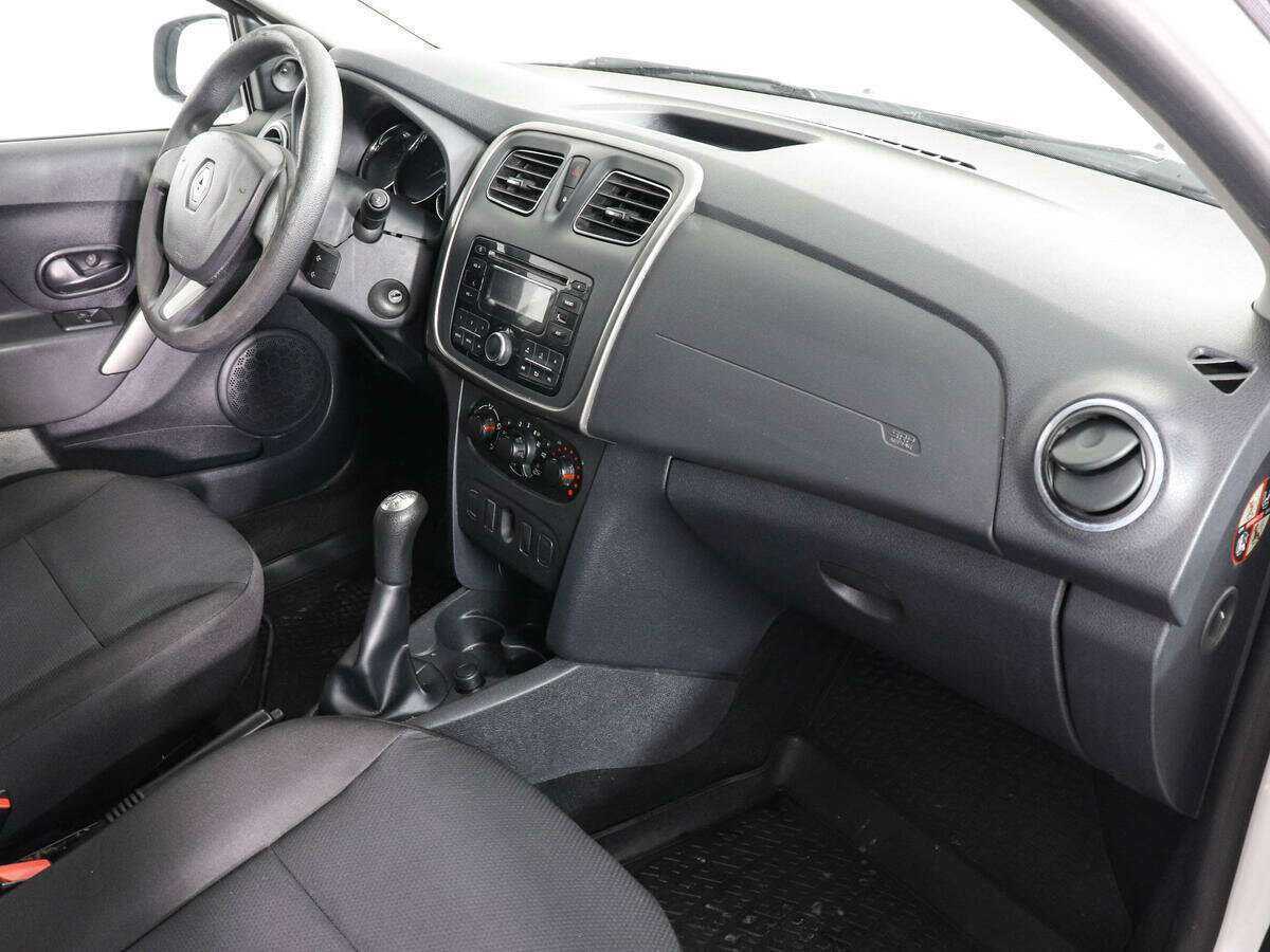 Renault Logan, 2014 - Фото №5