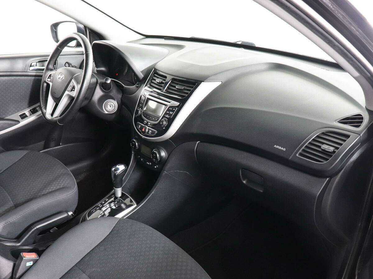 Hyundai Solaris, 2012 - Фото №5