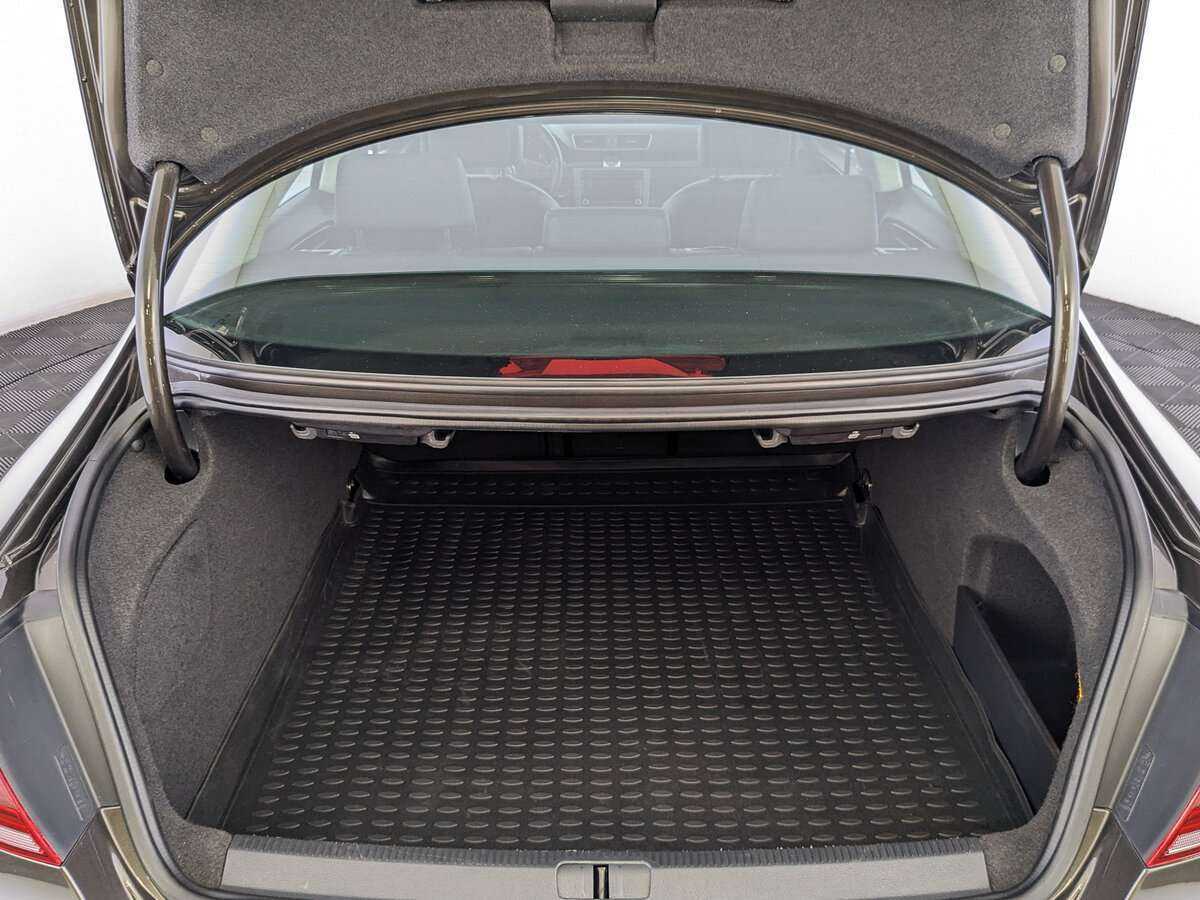 Volkswagen Passat CC, 2013 - Фото №9