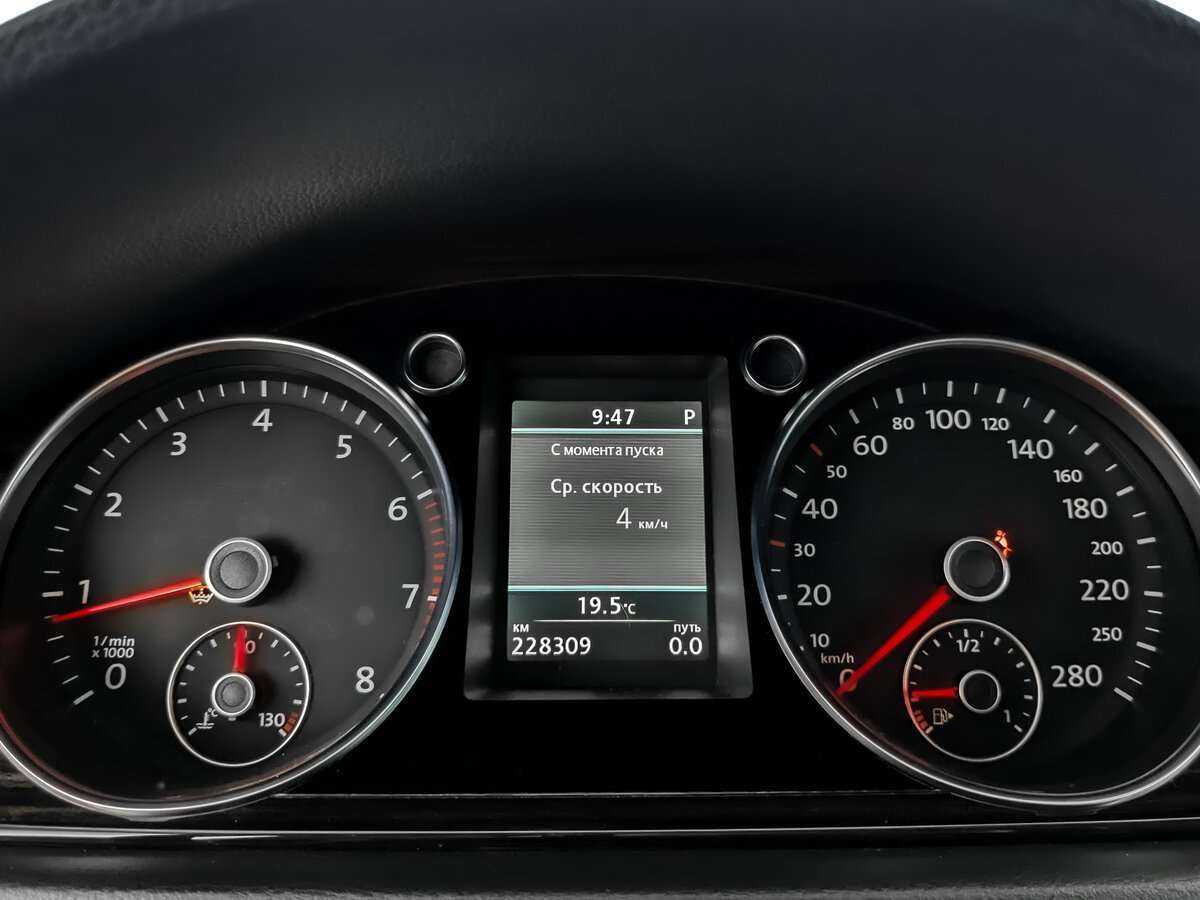 Volkswagen Passat CC, 2013 - Фото №13