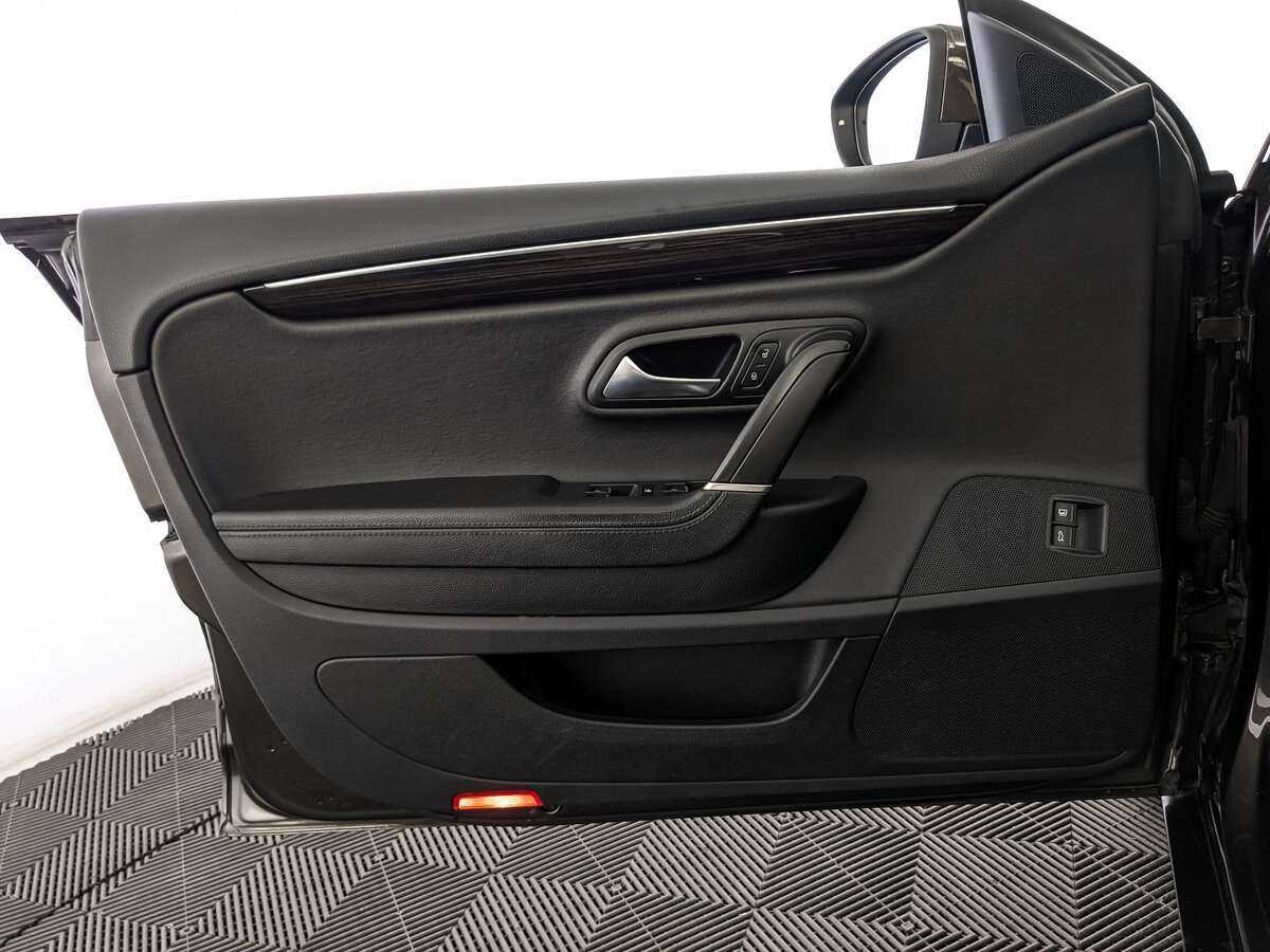 Volkswagen Passat CC, 2013 - Фото №16