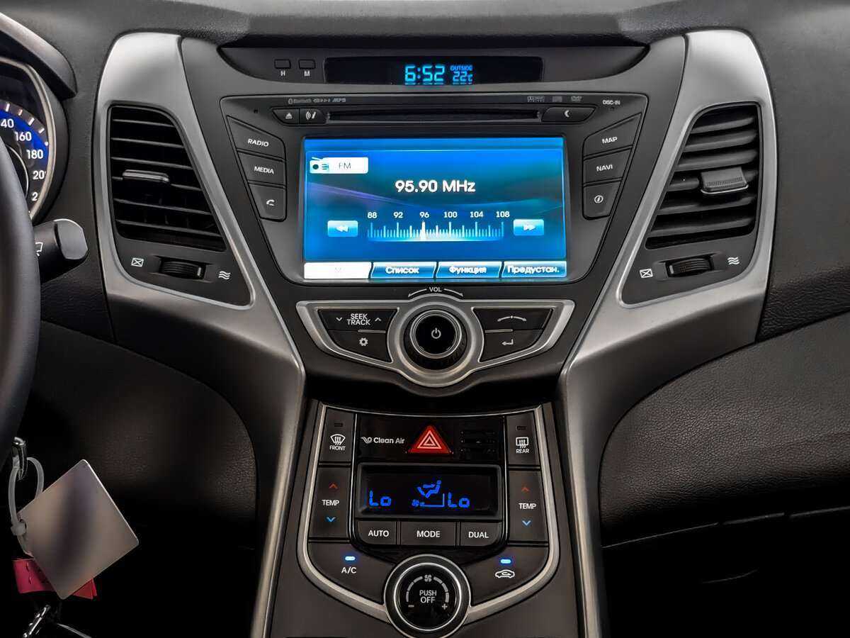 Hyundai Elantra, 2014 - Фото №12
