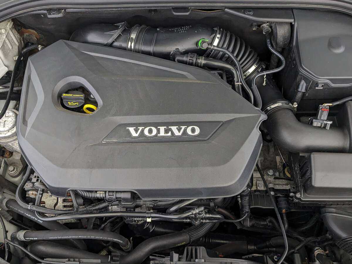Volvo S60, 2012 - Фото №7