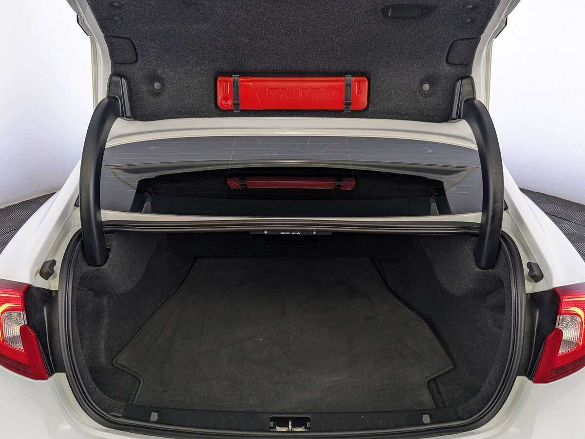 Volvo S60, 2012 - Фото №8