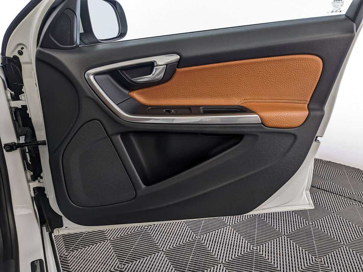 Volvo S60, 2012 - Фото №22