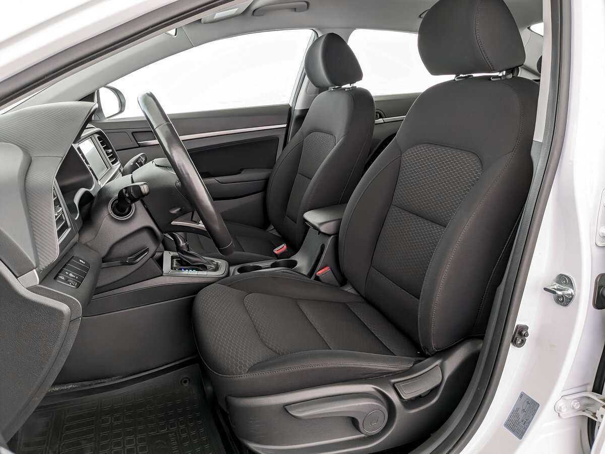 Hyundai Elantra, 2020 - Фото №15