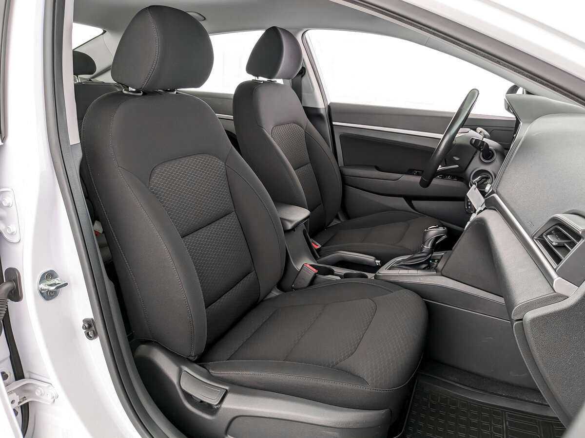 Hyundai Elantra, 2020 - Фото №18