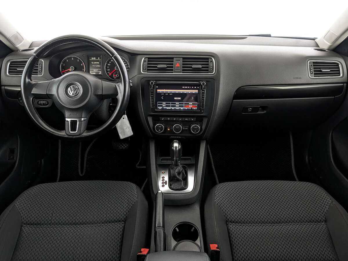 Volkswagen Jetta, 2012 - Фото №8