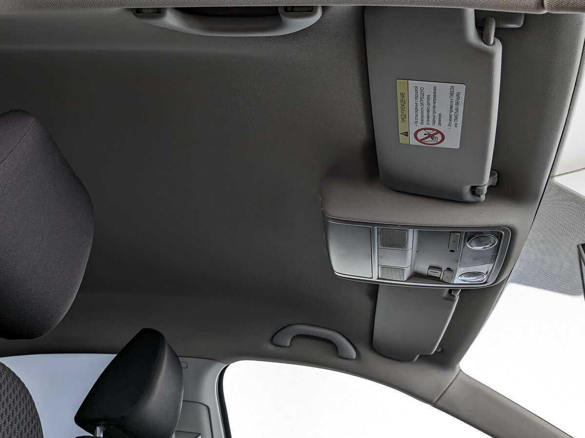 Volkswagen Jetta, 2012 - Фото №16