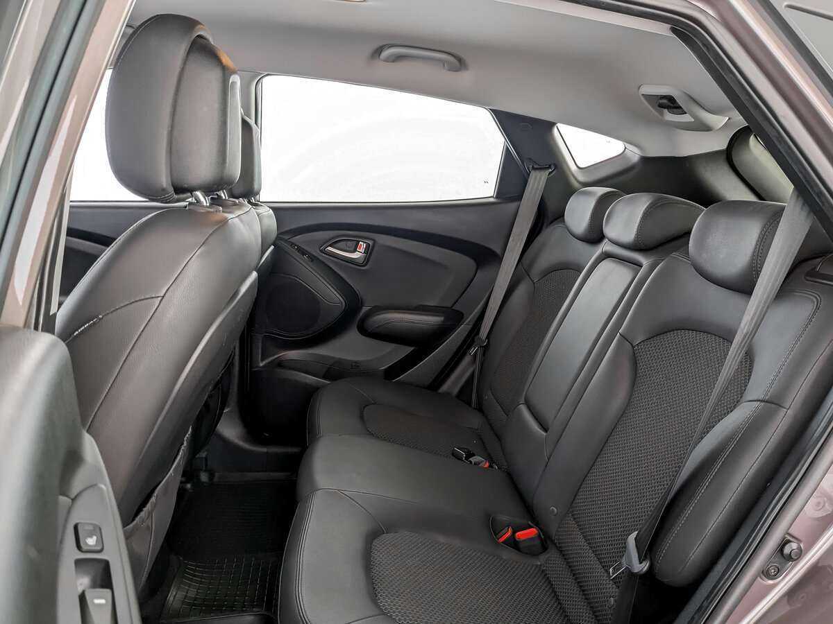 Hyundai ix35, 2012 - Фото №9
