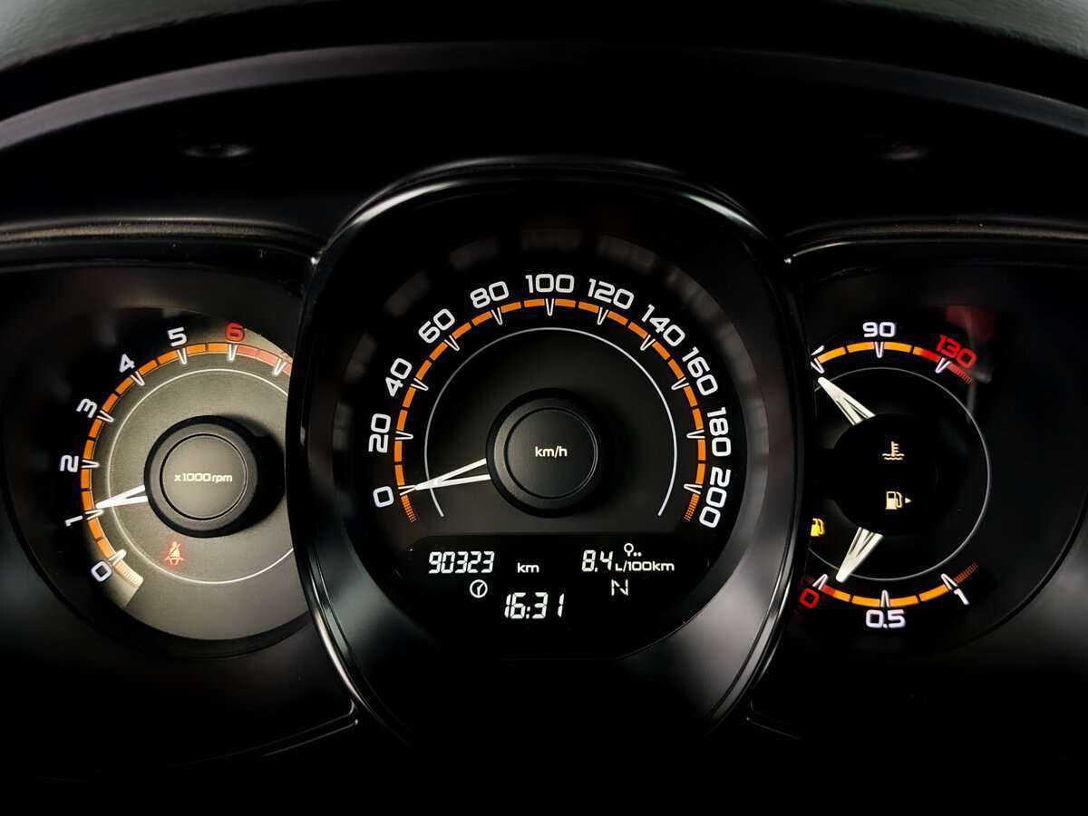 Lada (ВАЗ) Vesta, 2017 - Фото №10