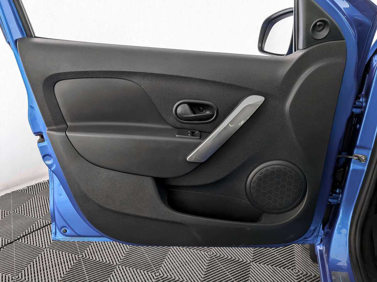 Renault Logan, 2017 - Фото №14