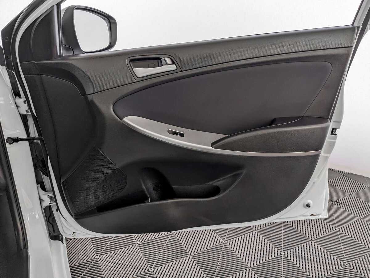 Hyundai Solaris, 2015 - Фото №17